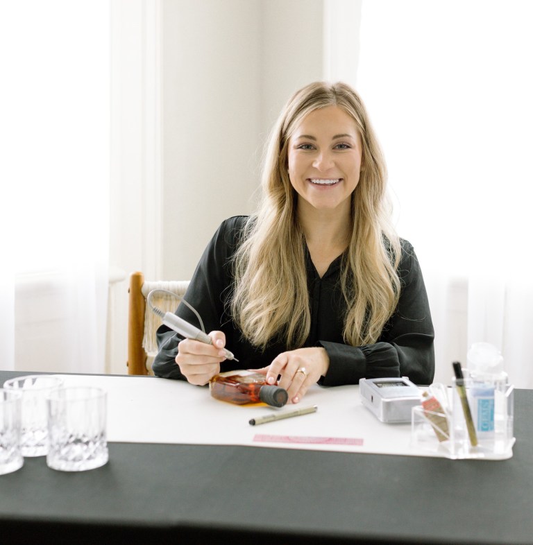 Event Calligrapher and Engraver in Macon Georgia Macie Kendall Co Personalization OnSite Live Event Artist 768x786