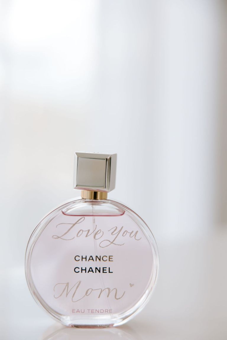 The MB Studio Tricities WA Calligrapher Engraver Live Event Artist Chanel Fragrance 768x1152