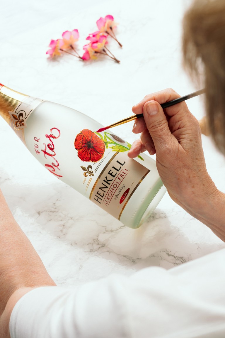 Bottle Painting: events and commissions